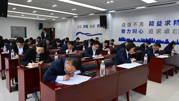 “本届竞赛试题结合了财务业务实际、制度与核算办法，设置会计实务全流程核算应用题，重点考察选手们专业知识综合运用能力、全流程业务处理能力和实际问题解决能力！”5月12日，必赢76net线路官网工会“2025年